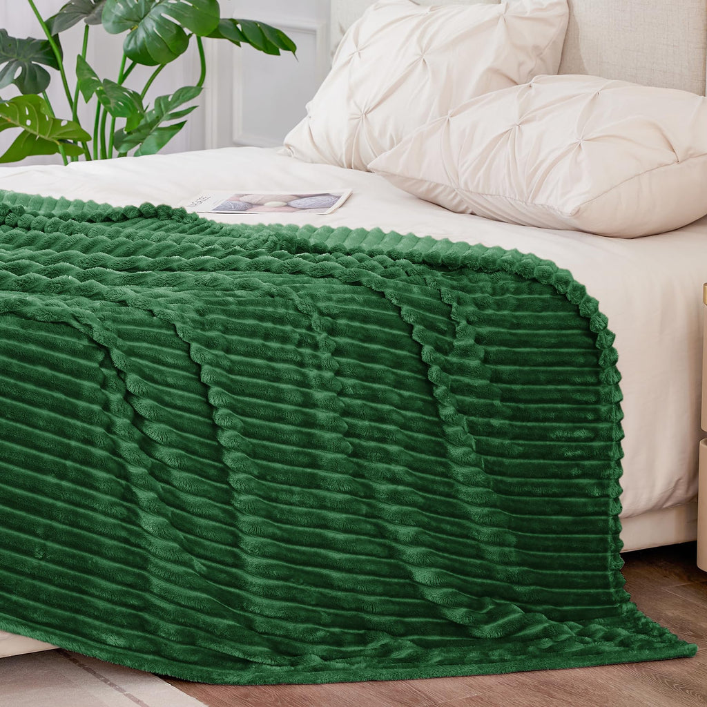 BEDELITE Ribbed Jacquard Dark Green Blankets Queen Size for Bed, 90x90 Inch