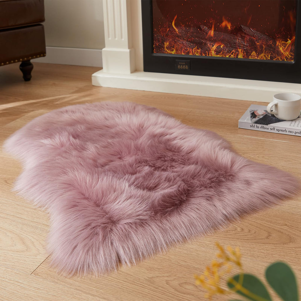 EasyJoy Ultra Soft Fluffy Shaggy Area Rug Faux Fur Rug Chair Cover Seat Pad Fuzzy Area Rug for Bedroom Floor Sofa Living Room (2 x 3 ft Sheepskin, Light Purple)