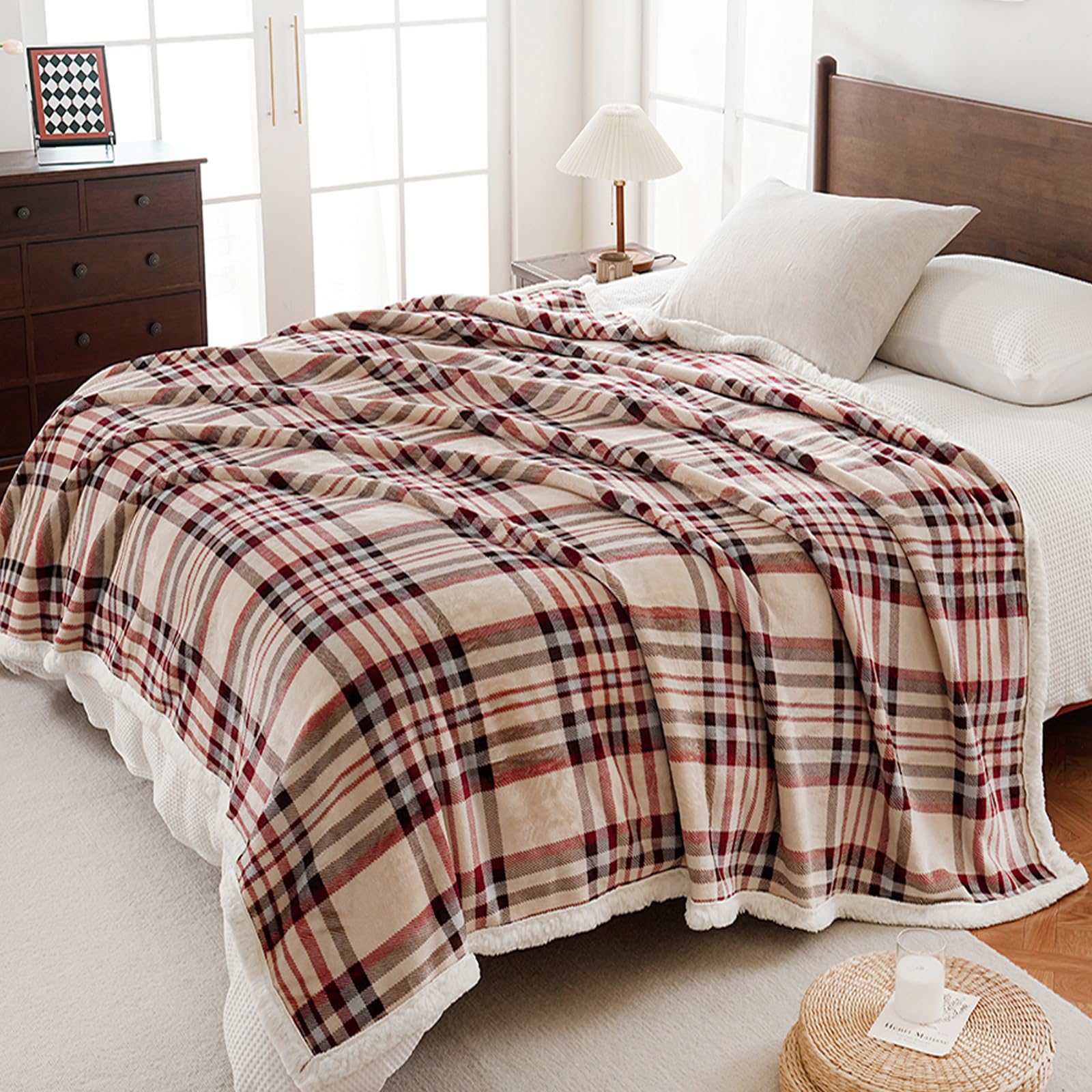 PU MEI Sherpa Fleece Throw Blanket 80" x 90" Reversible Plush Fluffy Large Big Blanket Lattice Flannel Blankets for All Season Use, Beige Stripe