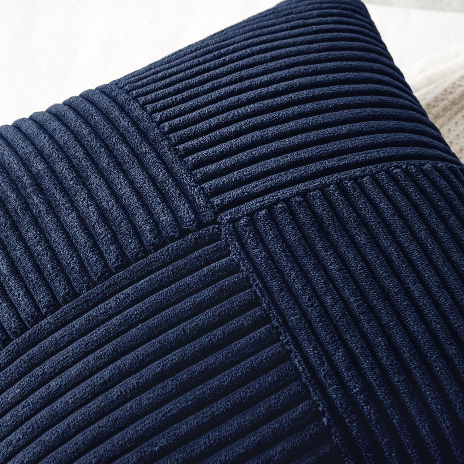 MIULEE Navy Blue Decorative Throw Pillow Covers for Couch 18x18 Inch