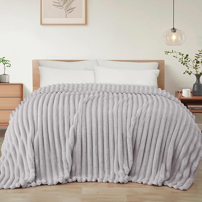 Exclusivo Mezcla Striped King Size Fleece Blanket for Bed, Couch, 90"x104"