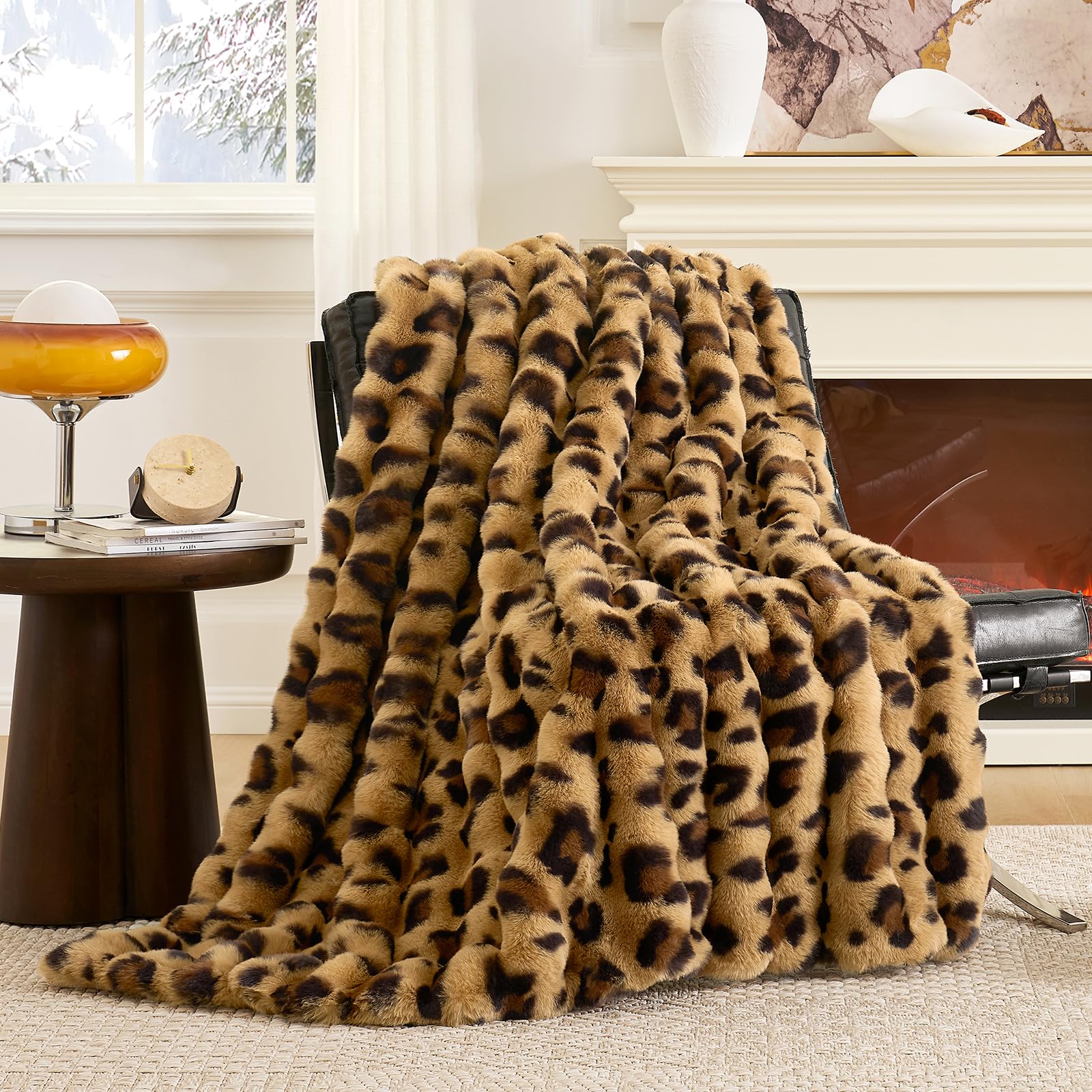 Cozy Bliss Cheetah Leopard Print Faux Fur Throw Blanket for Couch, Fuzzy Soft Plush Thick Bubble Blanket for Sofa Bedroom Living Room, 60x80 Inches Brown