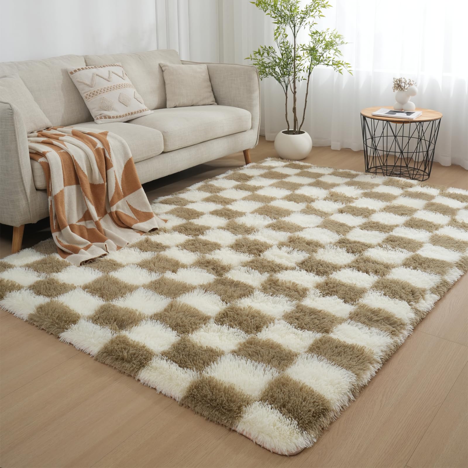 Checkered Area Rugs for Living Room 8x10, Fluffy Beige and White Checkered Rug Fuzzy Shag Shaggy Carpets for Bedroom, Soft Plush Furry Rug for Teen Room Dorm Home Decor