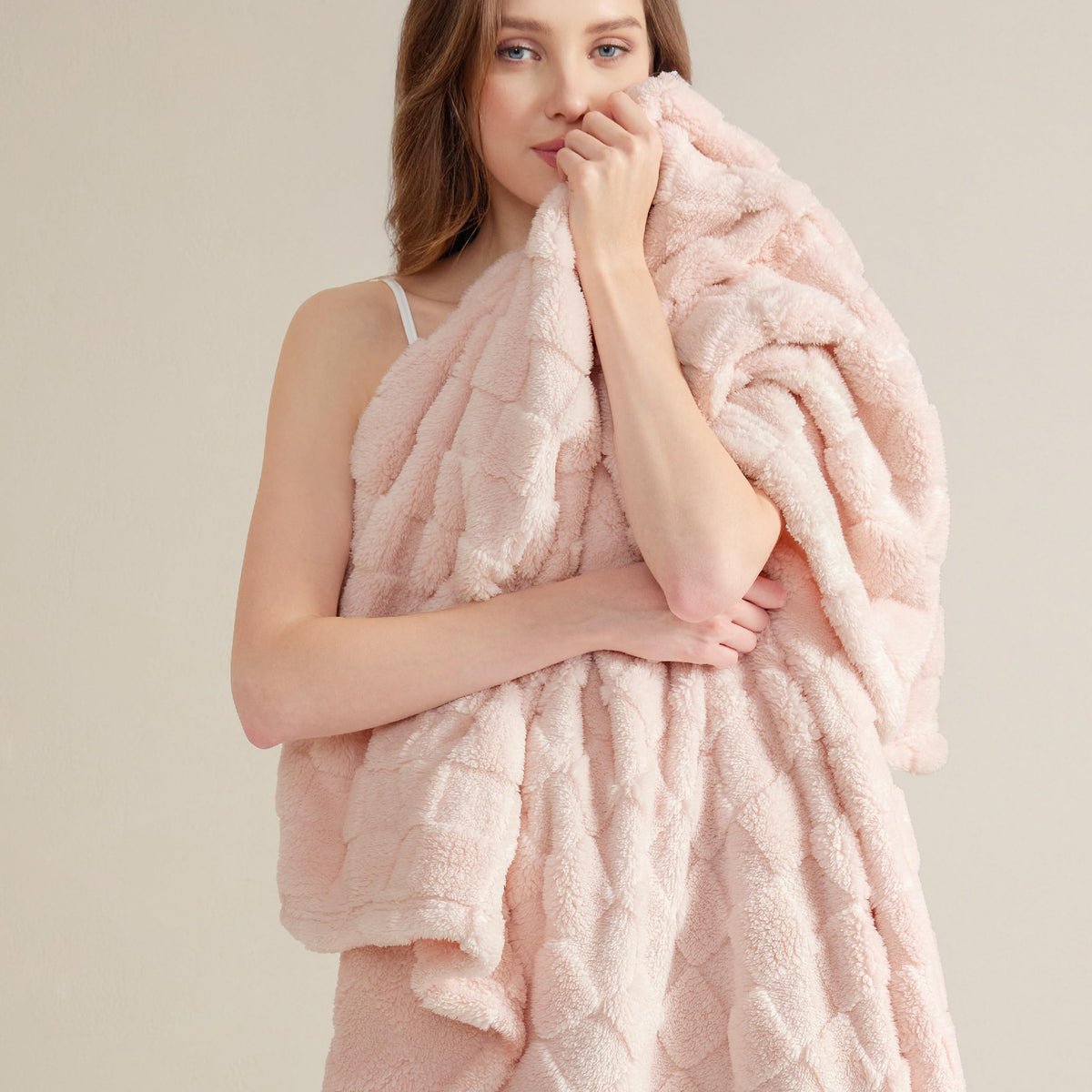 Bedsure Checkered Soft Cozy King Blanket for Bed, Sage Green, 108"×90"