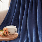 Exclusivo Mezcla Fleece Blanket Twin Size for Bed, Super Soft and Warm, All Season, Cozy, Plush, Lightweight, 90x66 Inches, Navy Blue