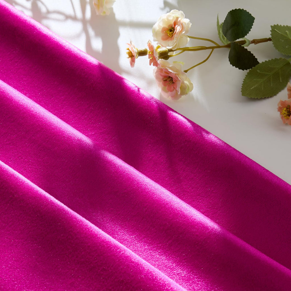 GIGIZAZA Hot Pink Velvet Pillow Covers 18x18 Decorative Pillows Pack of 2