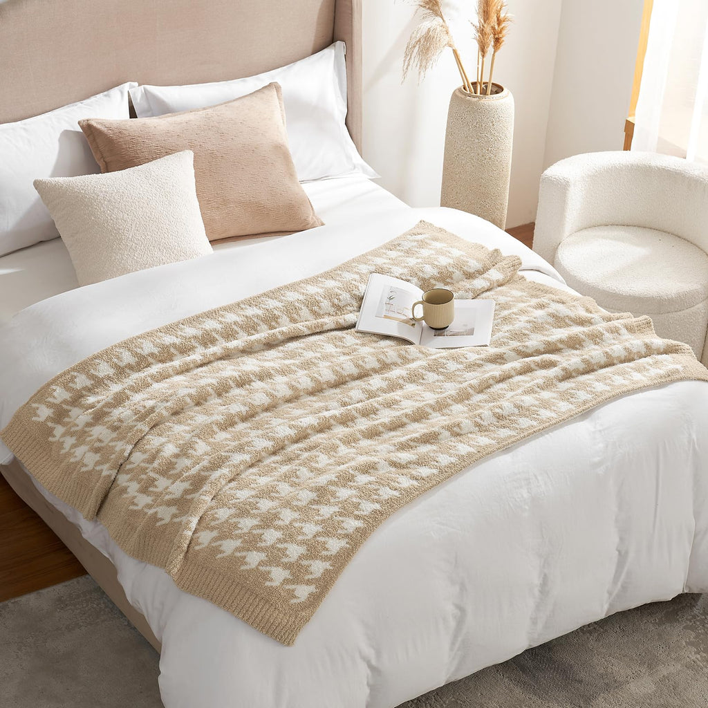 Snuggle Sac Throw Blanket for Couch, Reversible Super Soft Warm Blankets Cozy Knit Fuzzy Plush Lightweight Throws for Sofa, Bed, Camping,Houndstooth Beige,50x60 inches