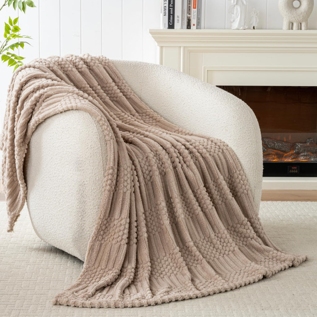 Brown Throw Blanket - Soft & Fluffy Fleece, Neutral Tan Color, Cute & Aesthetic, Perfect for Sofa, Couch, Chair, Bed, Living Room & Bedroom, All-Season Use, Plush & Cozy Decorative Blanket 50'x60