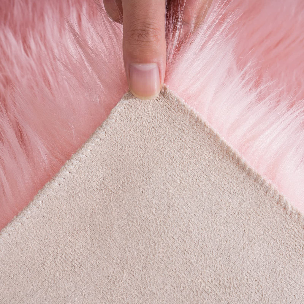 Ciicool Faux Sheepskin Rug Soft Faux Fur Rugs Pink Fluffy Rugs 2x3 Feet