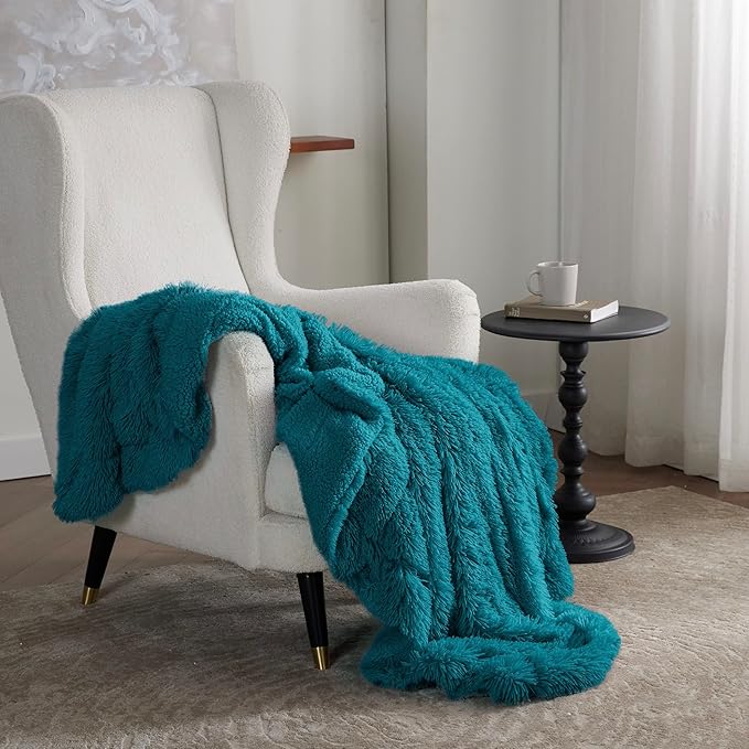Bedsure GentleSoft Fuzzy Sherpa Faux Fur Twin Blanket Teal Cozy Gifts for Women Men, Soft Fleece Plush Warm Thick Blanket Twin Size for Bed, Couch, Room Dorm Essentials Teal Decor Gifts, 60x80