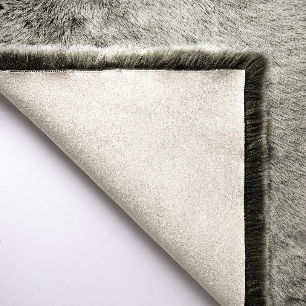 Ashler HOME DECO Soft Fox Faux Fur Chair Couch Cover Area Rug for Bedroom Floor Sofa Living Room Green White 2 x 2.8 ft
