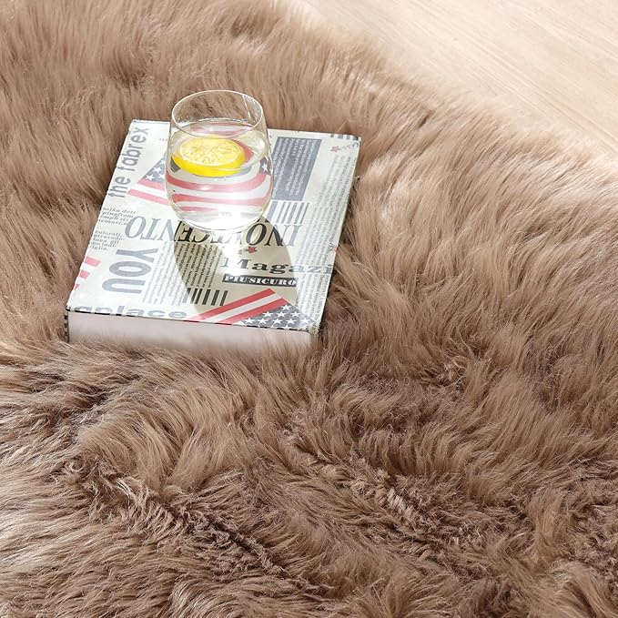 ORINOVA Beige Round Rugs 6ft Fuzzy Faux Sheepskin Washable Fluffy Fur Area Rugs for Bedroom Large Circle Nursery Living Room Shag Rug