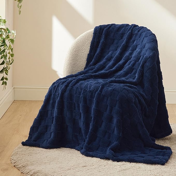 Bedsure GentleSoft Navy Blue Throw Blanket for Couch - Checkered Fleece Blankets Gifts for Kids Girls, Cute Soft Cozy Throw for Bedroom Home Decor Gifts, 50x60 Inches