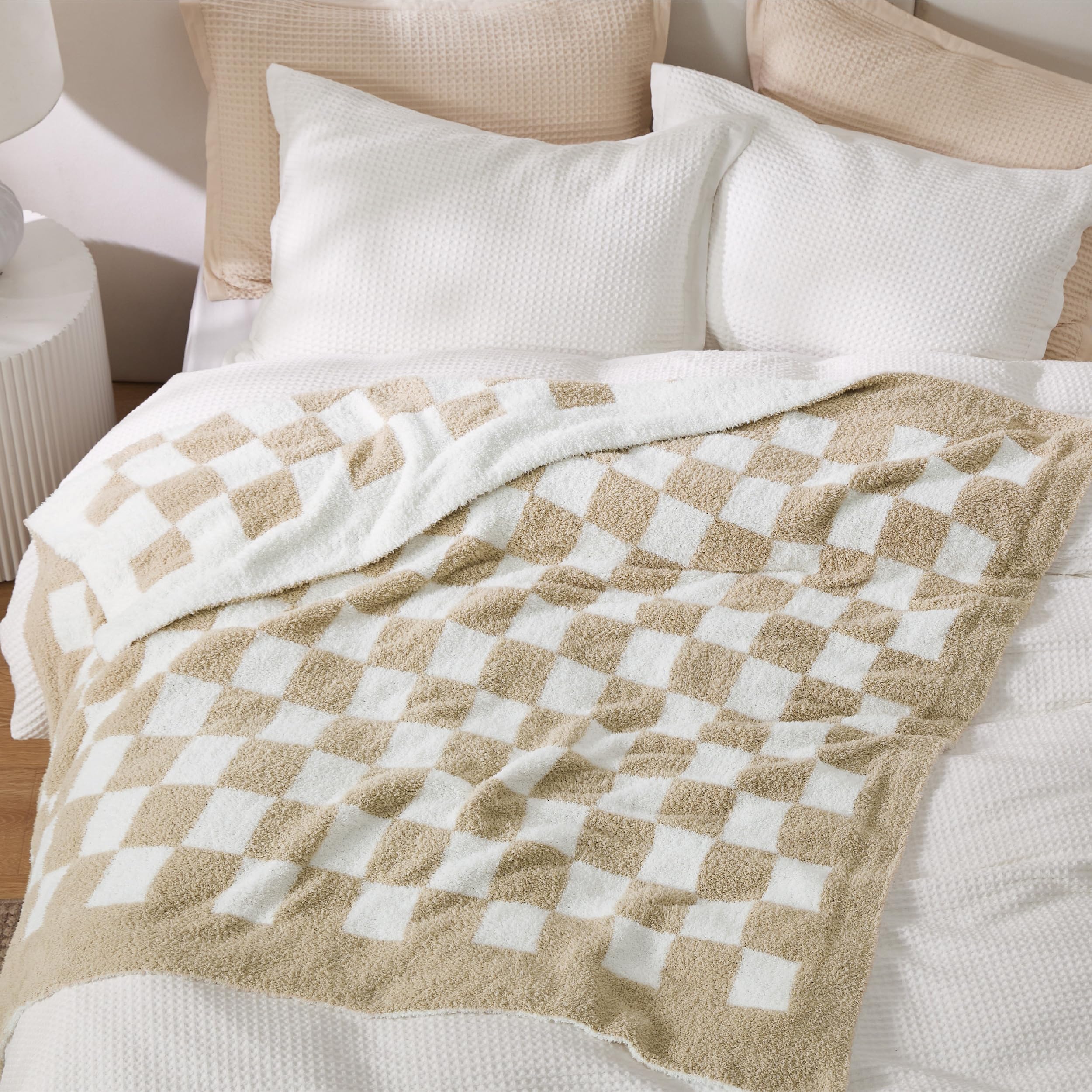 Bedsure GentleSoft Checkered Twin Blanket for Couch, Super Soft Cozy & Warm Knit Throw Blanket, Lightweight & Fluffy Plaid Blankets for Bedding, Sofa, Gifts for Women Men, Beige, 60x80 Inches