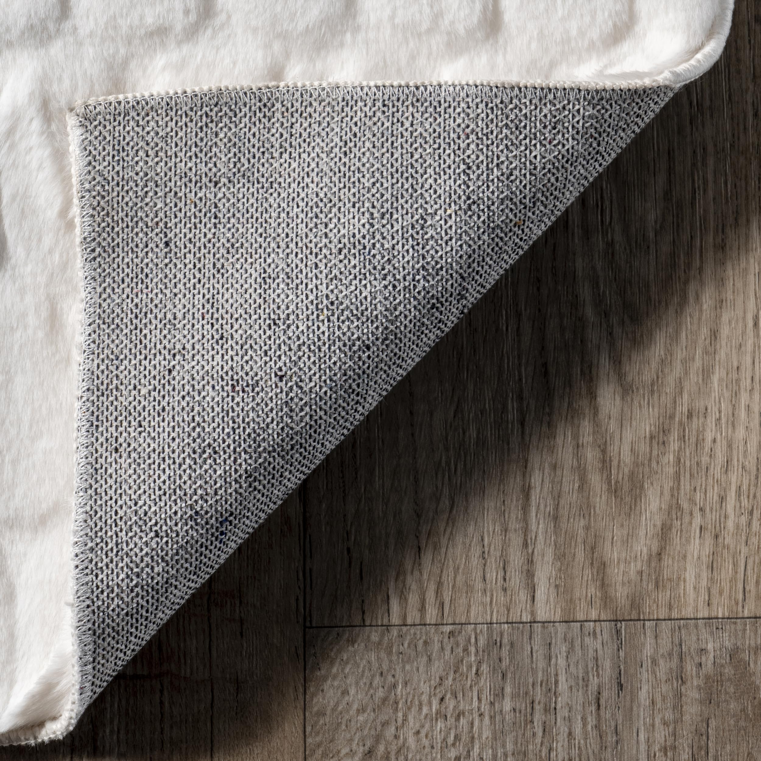 nuLOOM Nia White Geometric Washable Area Rug, 2' x 3'