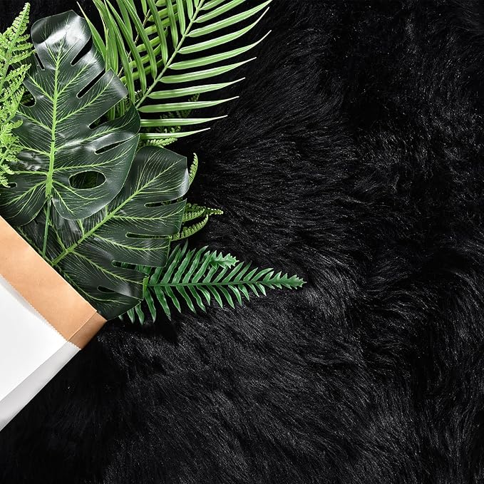 Goolela Black Round Rug 4ft Circle Fluffy Fuzzy Furry Rug for Bedroom Living Room Dorm Faux Sheepskin Fur Shaggy