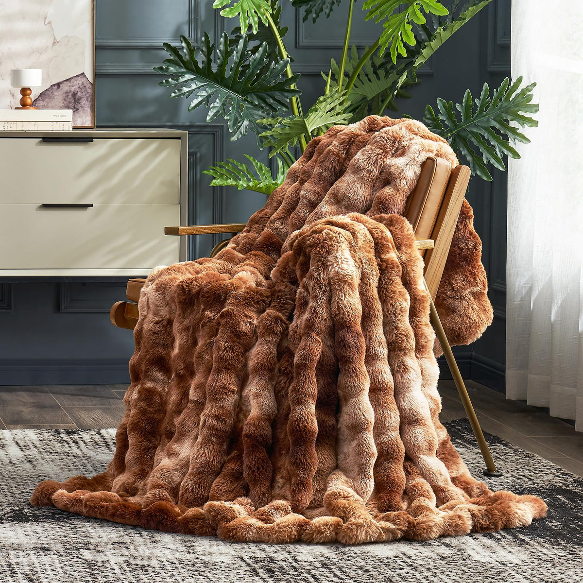 Cozy Bliss Cow Print Faux Fur Throw Blanket for Couch, Fuzzy Soft Plush Thick Bubble Blanket for Sofa Bedroom Living Room, 50x60 Inches
