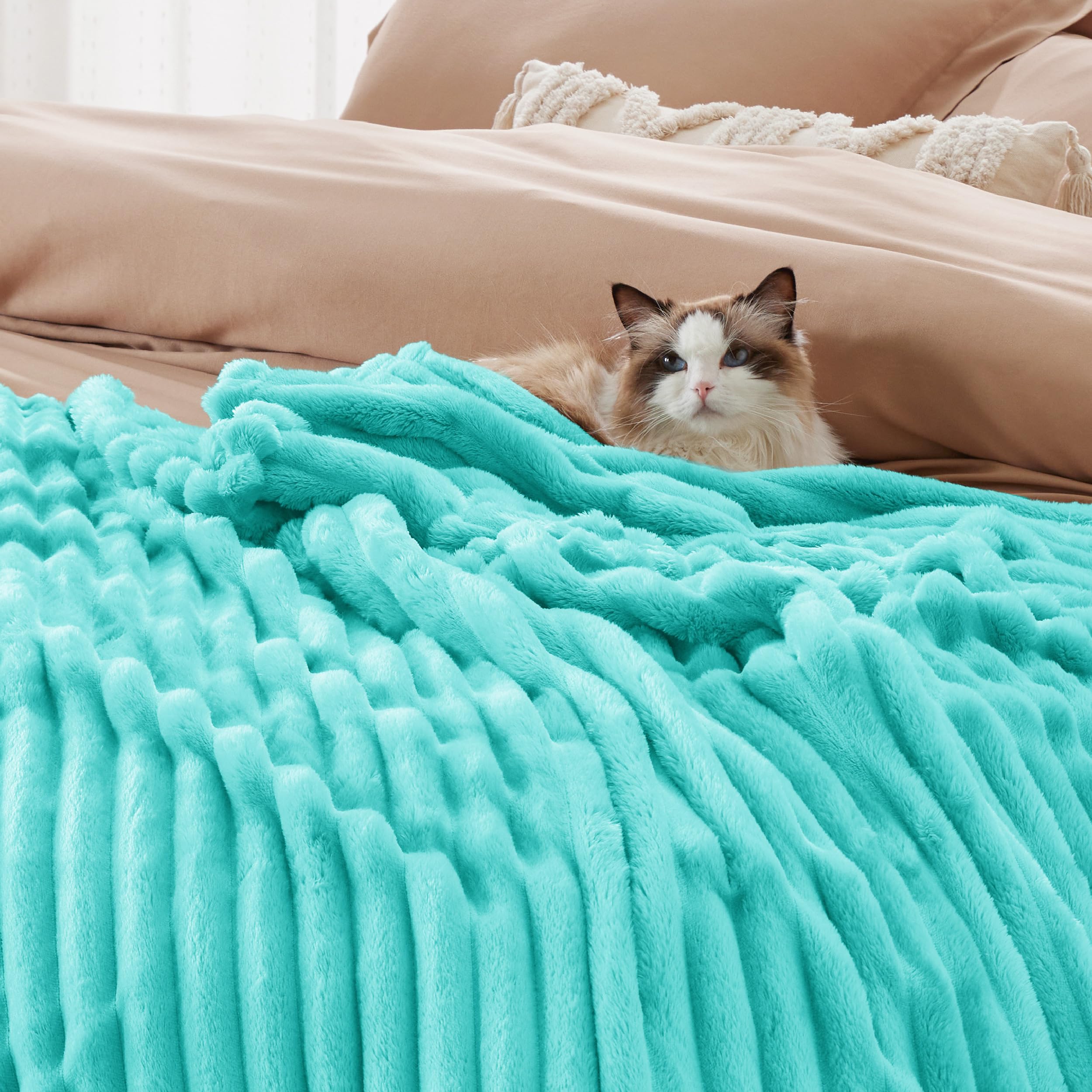 Bedsure Soft Cal King Size Blanket for Bed Blue Fog 102"x96"