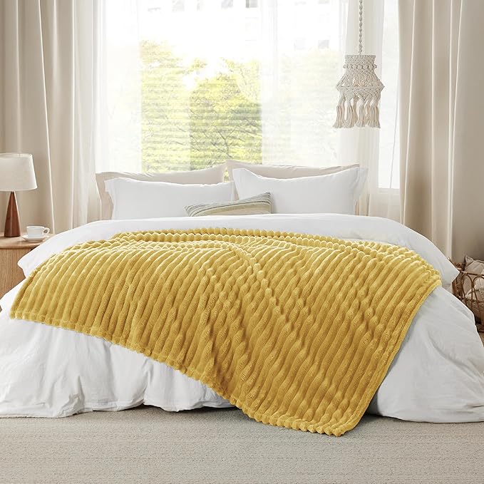 Bedsure Soft Yellow Throw Blanket for Couch Decor Gifts 50"x70"