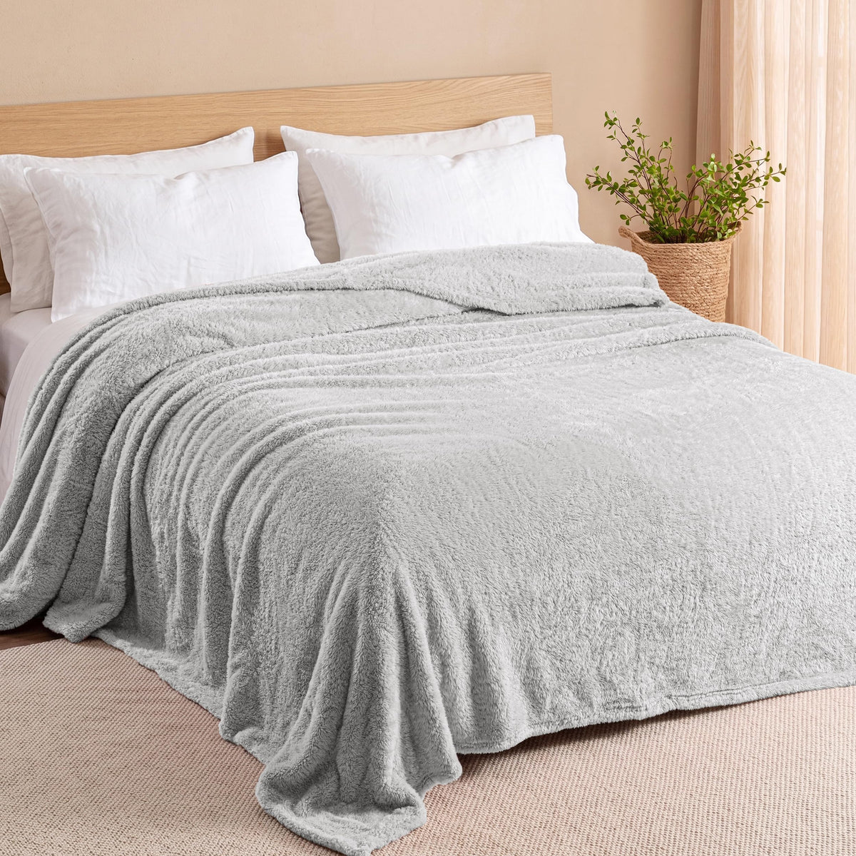Exclusivo Mezcla Fuzzy Plush Fleece Bed Blanket Twin XL Size, Light Grey