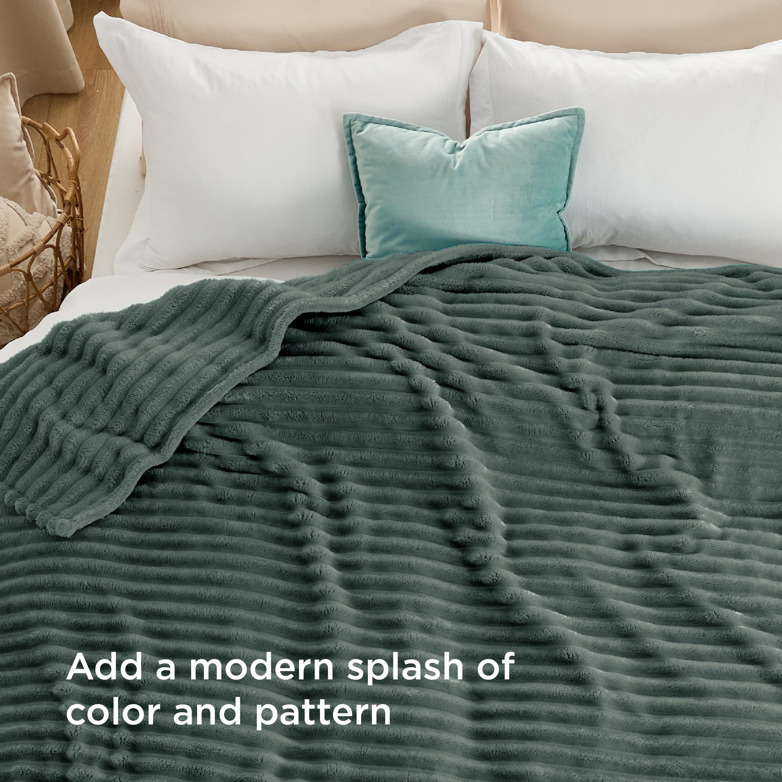 Bedsure Soft King Size Blankets for Bed Mallard Green 108"x90"