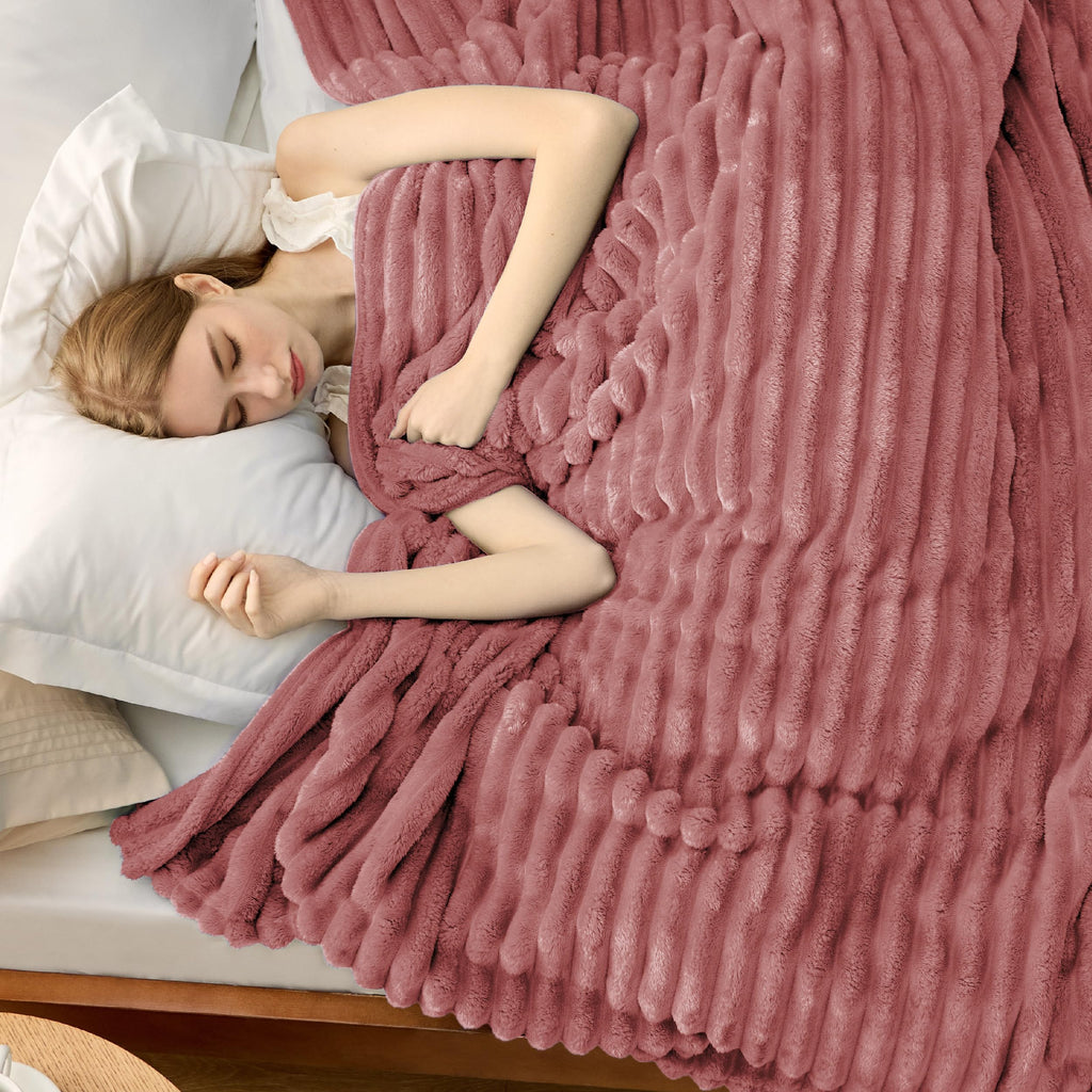 Bedsure Soft King Size Blankets for Bed Dusty Pink 108"x90"