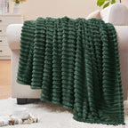 BEDELITE Fleece Blanket Twin Size – 3D Ribbed Jacquard Soft and Warm Decorative Fuzzy Blankets – Cozy, Fluffy, Plush Lightweight Throw Blankets for Couch, Bed, Sofa(Emerland Green, 60x80 inches)