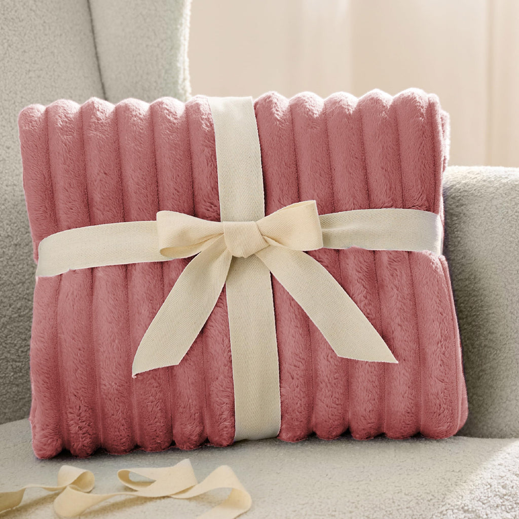 Bedsure Soft King Size Blankets for Bed Dusty Pink 108"x90"