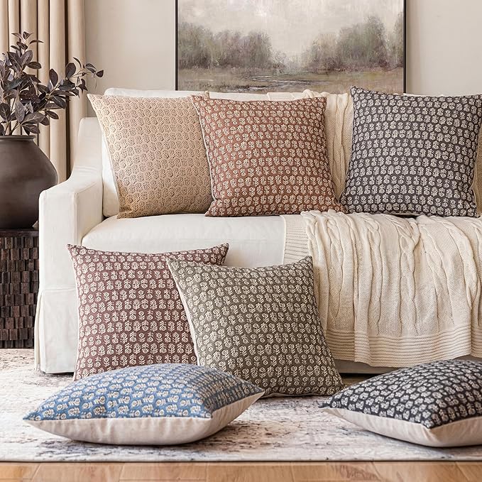 Foindtower Set of 2 Decorative Neutral Floral Print Throw Pillow Covers Vintage Accent Farmhouse Cushion Covers Boho Home Decor for Sofa Couch Chair Bedroom Living Room,24×24 Inch,Ivory Beige