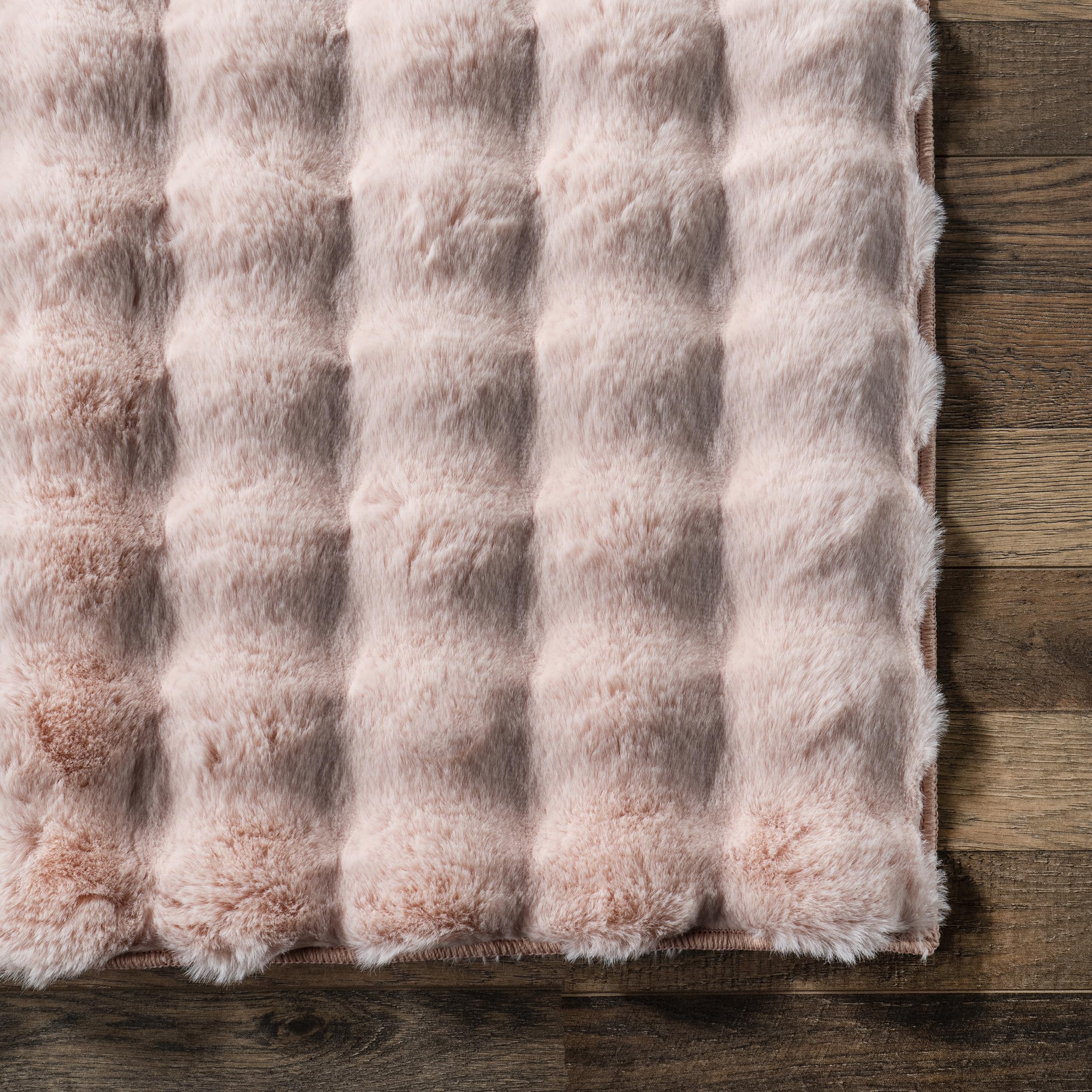 nuLOOM Jeni Blush Checkered Washable Area Rug, 5' x 8'